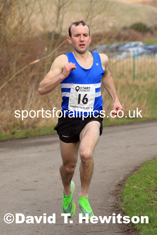 Senior men and veteran men over-40s NECAA Road Relay Champs., Hetton Lyons Park, Hetton le Hole, County Durham. Photo: David T. Hewitson/Sports for All Pics